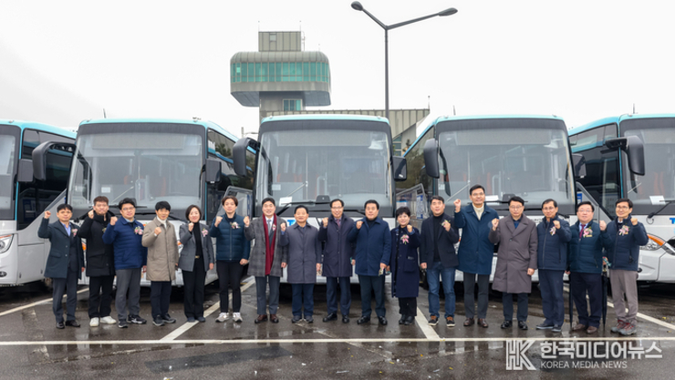 인천교통공사, 청라~강서 BRT (7700번)친환경 전기좌석버스 11대 도입 시승행사 개최