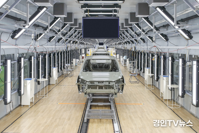 한국지엠, 차세대 글로벌 신차 생산 위한 창원 도장공장 준공식 개최