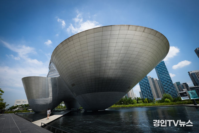 인천시 문화재단 전시, 강연으로 만나는 트라이보울의 모든 것 시민들과 만난다.
