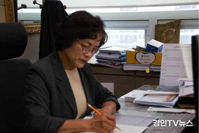 신영희 인천옹진군의회 부의장.