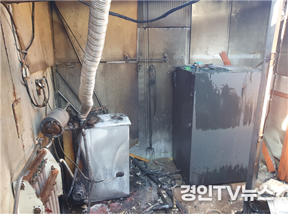  (사진=인천영종소방서) 주택화재 거리형 소화기 활용 초기진화