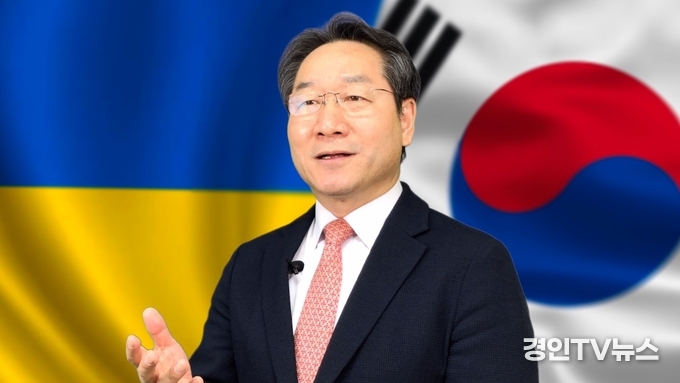 유정복 전 인천시장 3‧1절 맞아 SNS에 우크라이나 격려 메시지 띄어