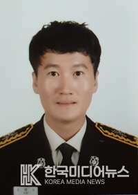 =사진 소 속 : 인천서부소방서 119구조대 계급 : 소 방교 성명 : 김 영 덕