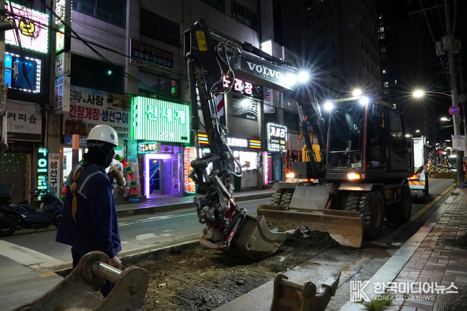 =사진설명 ; 하남시(이현재 시장), 신장시장 전선지중화 현장 공사 점검