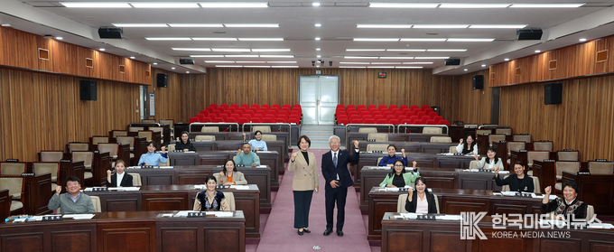사진설명 ; 몽골 여성협의회 남동구의회 방문 했다.