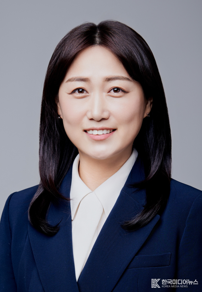 =사진; 국회 교육위원회 백승아 의원 ( 더불어민주당 )