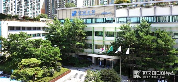 <strong>강남구청사진</strong>