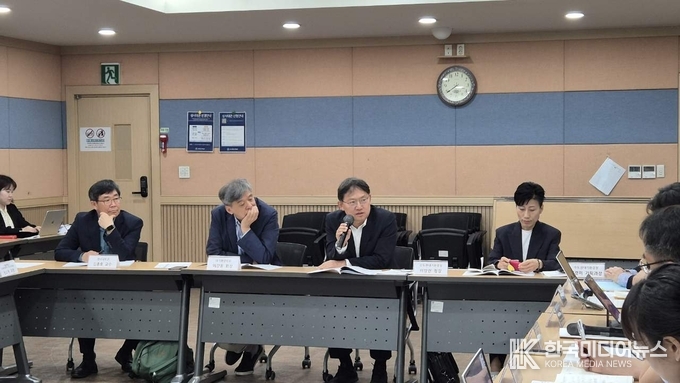 =[사진설명 ; 수도권대기환경청에서 4월 30일 과천시민회관에서 고농도 오존관리 전문가 포럼을 개최하였다(사진=수도권대기환경청 제공)