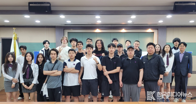 =사진설명 ; 한국폴리텍Ⅱ대학, 인천바이오과학고 다문화 고교생 초청‘진로 탐색을 위한 캠퍼스 투어’기념사진 촬영<br>
