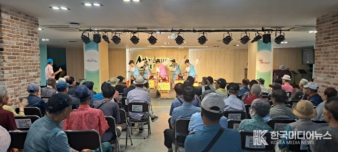 =사진제공 ; 한국 독도 사랑 연합 나라 사랑 예술위원회