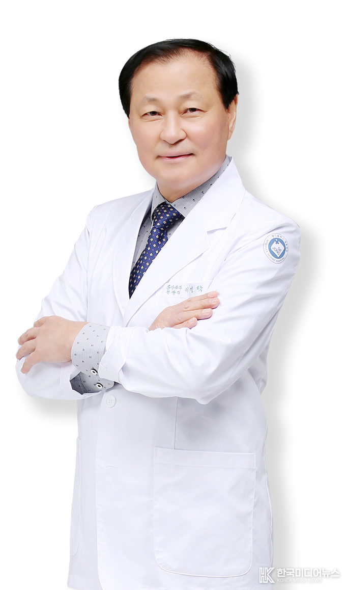 =사진 ; 이영탁 관상동맥우회술센터장><br>