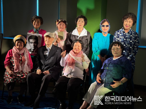 =사진설명 : 8월 8일 금요일 시니어 1기 발표회 참여자