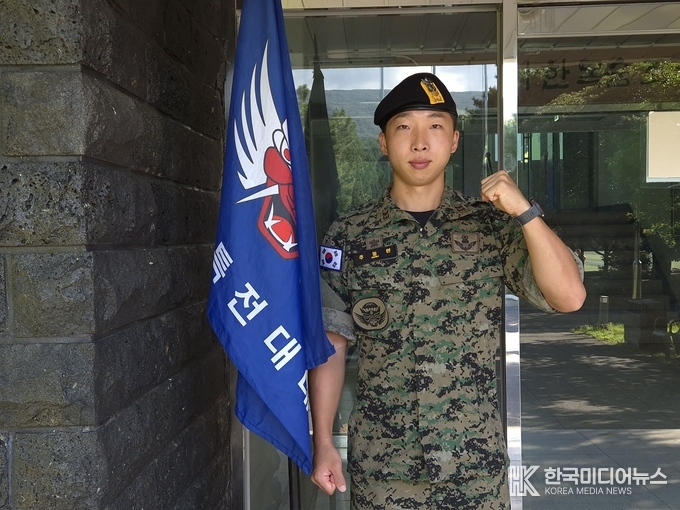 =사진설명 ; 육군 특수전사령부 귀성부대 특전대원 주인공인 추동현 중사