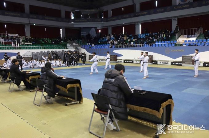 국기원이 2025년도 국기원 태권도시범단 상근 및 비상근 단원 선발을 위한 실기전형을 실시했다.