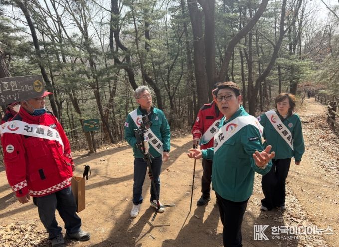 미추홀구의회 김태계 복지건설위원장, 봄철 산불 예방을 위한 현장 캠페인 실시