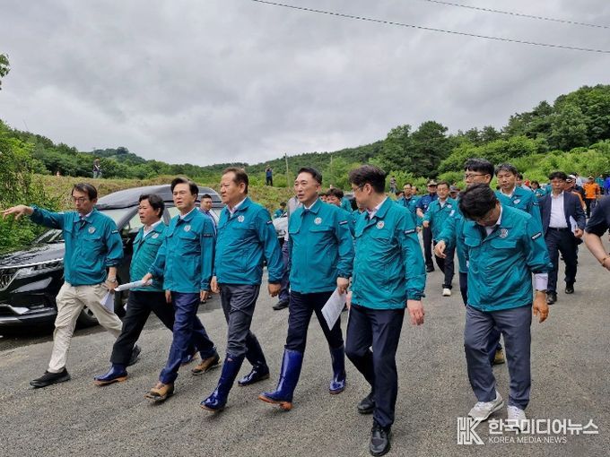 행안부장관_충남도지사_부여군수