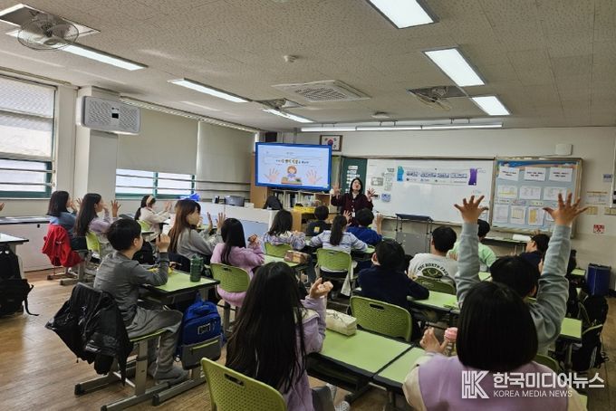 부평구청소년상담복지센터, 2025년도‘인터넷·스마트폰 과의존 예방교육’운영 마쳐