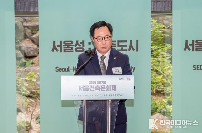 축사 중인 박석 의원