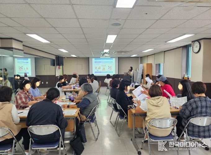 남부건강생활지원센터, 청미노인복지관 노인맞춤돌봄서비스 종사자 대상 건강역량강화 교육 실시