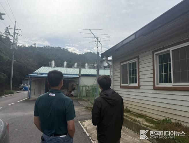 환경오염 취약시설을 집중 지도 점검하는 모습