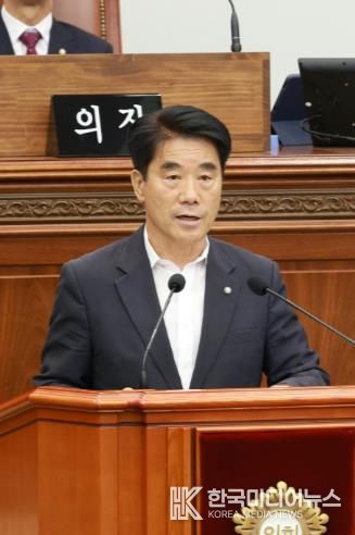 창원시의회 이천수 의원“진북면 금산리 편백림, 치유관광 조성해야”