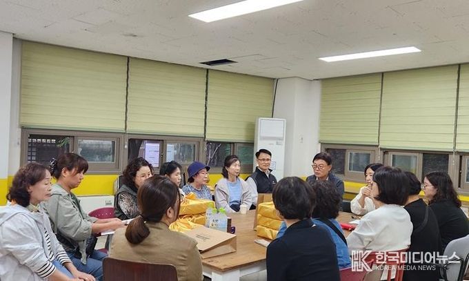 파주시 운정2동, 찾아가는 생일잔치 마무리하며 따뜻한 온정 전해