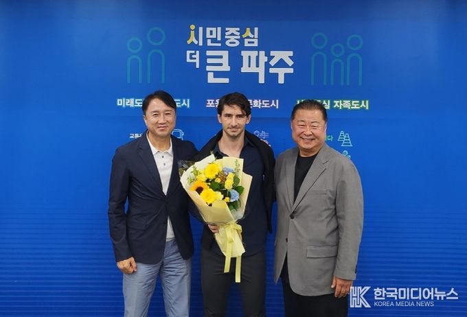 파주시민축구단, 스페인 출신 제라드 누스 감독 선임