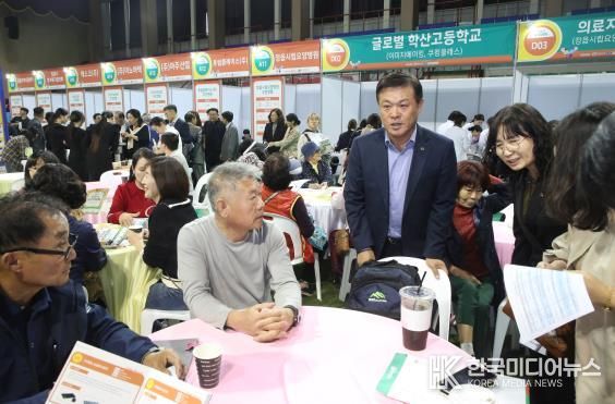 구인·구직난 해소의 장…2025 정읍시 하반기 취업박람회 ‘성료’