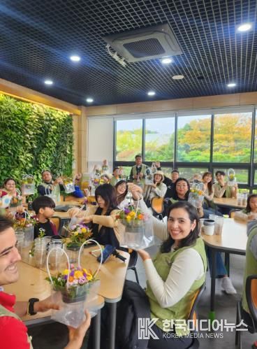 제19회 거제섬꽃축제, 다문화 노래자랑 및 글로벌 체험 프로그램 개최1(작년 참고사진)