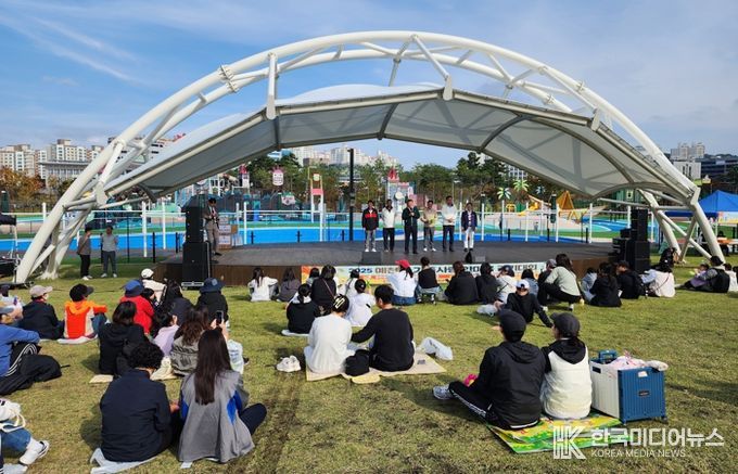 가을 정취 속 … ‘2025 예천군 가족사랑한마음 걷기대회’ 성료