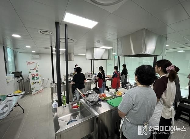 만성질환 위험 낮추는 건강한 한 끼… 파주시 운정보건소 요리교실 큰 호응