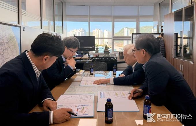 황인홍 무주군수 국비 확보(박봉용 재정관리국장)