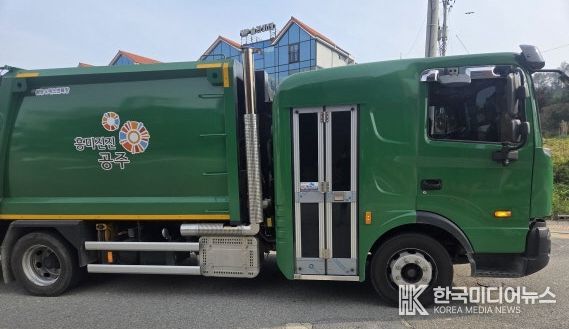 청소차량 수직형 배기관 설치 완료