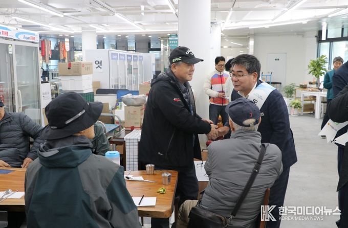 박종원 전남도의원, 전통시장 활성화와 나눔 실천에 앞장