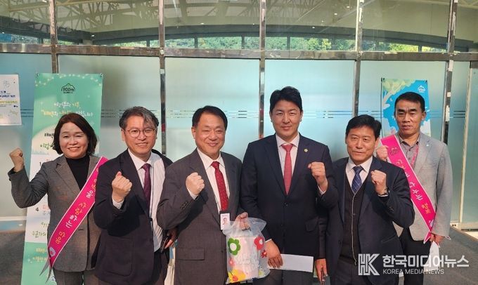 강원특별자치도청 태백향우회, 고향 태백시에 고향사랑기부금 기탁