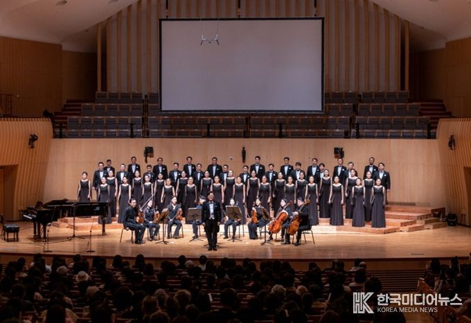 인천시립합창단 공연 사진