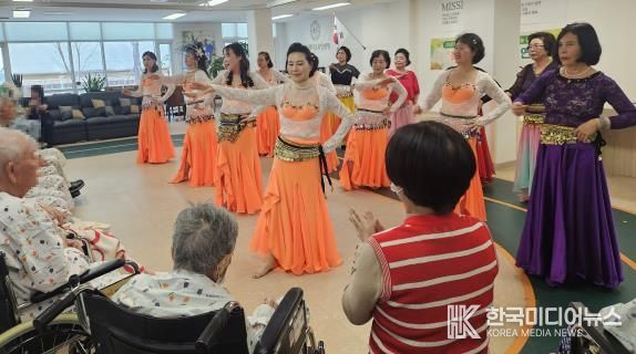 고창군노인복지관, 노인전문자원봉사단 ‘밴드·밸리댄스반’ 활약 속 성료