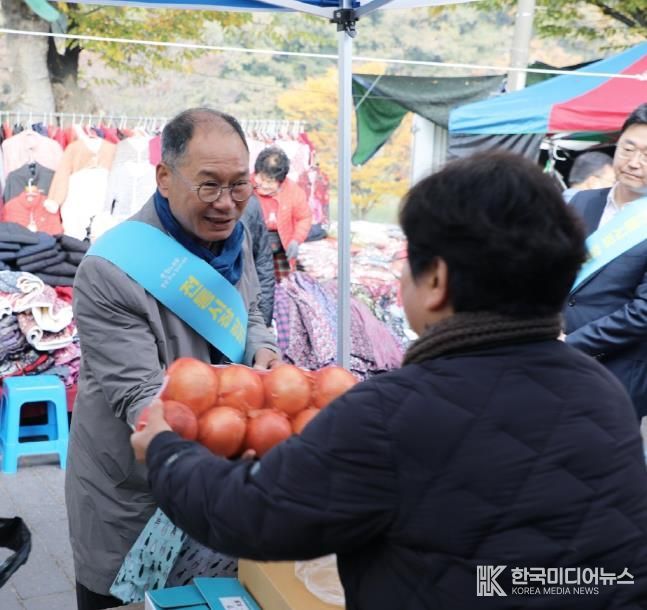 이규현 전남도의원, 전통시장 방문으로 지역경제 활성화 앞장