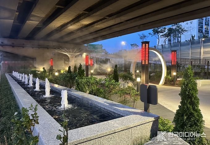 고가 아래 물빛정원(강서구)