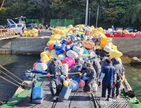 섬박람회 대비 섬 지역 해양쓰레기 집중 수거