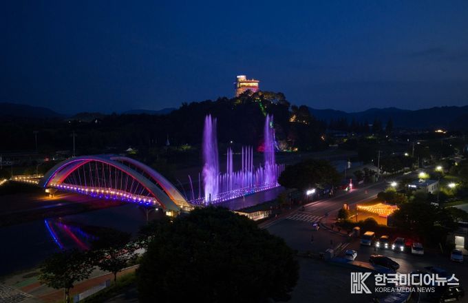 화순 꽃강길 음악분수 전경