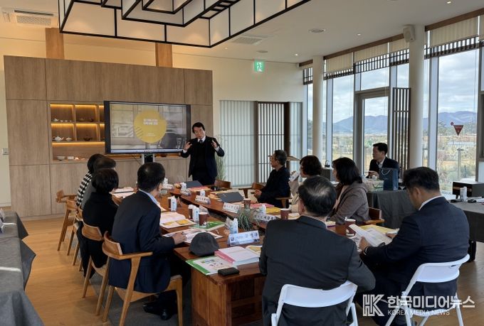 28일 해남 산이정원에서 ‘2025. 전라남도교육청 ESG교육발전위원회 연찬회’가 진행되고 있다.