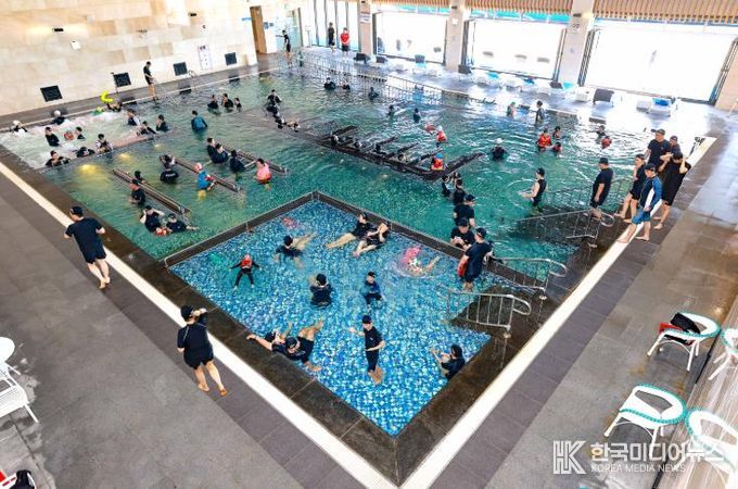 완도해양치유센터(1층 딸라소풀 전경)