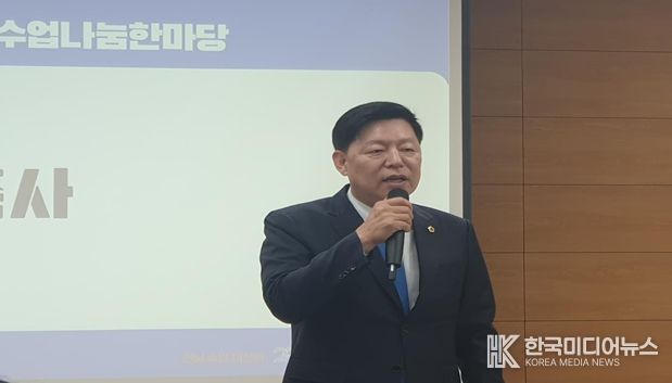 김정희 전남도의회 교육위원장 「2025. 중등 2030 수업나눔한마당」 축사