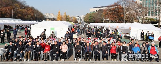 ‘2025 소래찬 김장한마당’후원자들과 따뜻한 나눔