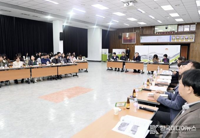 문경시, 2025년 시정 발전 아이디어 발굴 보고회 열어