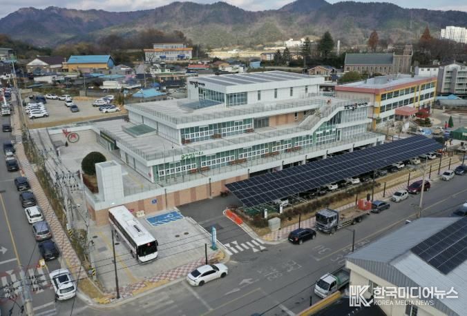 함평읍사무소 및 어울림센터 전경