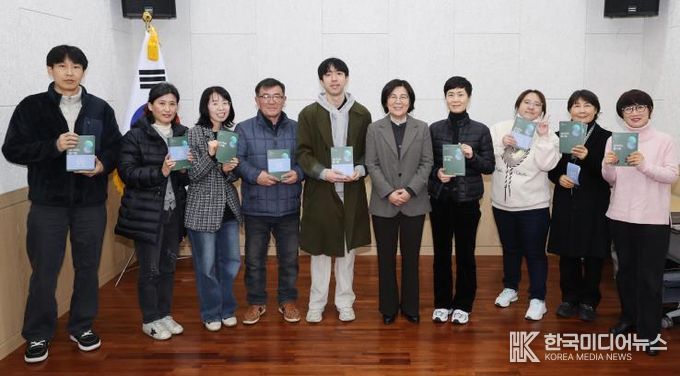 안성시 박두진문학관, '생각하는 즐거움' 출판기념회 개최