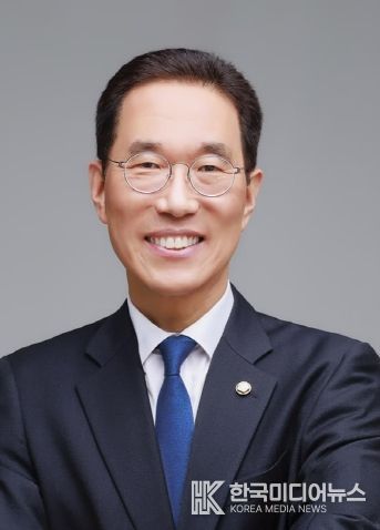 더불어민주당 김주영 국회의원(경기 김포시갑, 국회 기후에너지환경노동위원회 간사)