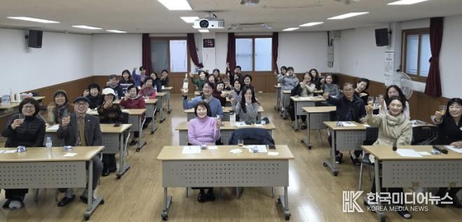 수원시 팔달구 우만2동 주민자치회, 재능기부 '쏙쏙특강' 개최